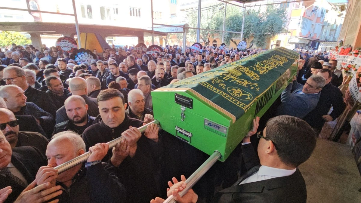 Motosiklet kazasında ölen Öğünçlü, son yolculuğuna uğurlandı