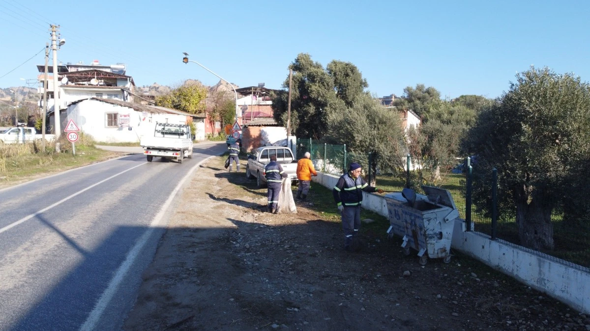 Nazilli Belediyesi Temizlik İşleri Müdürlüğü çalışmalarını sürdürüyor
