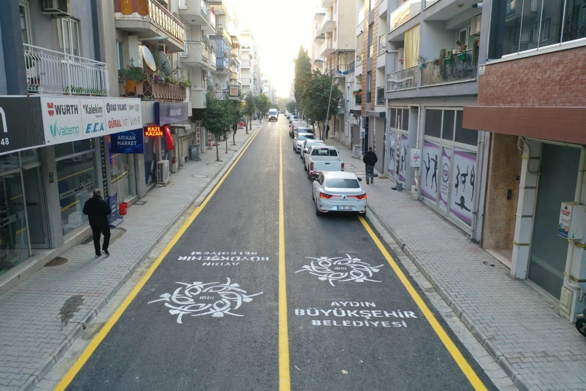 Aydın Büyükşehir Belediyesi Gençlik Caddesi'ni yeniledi