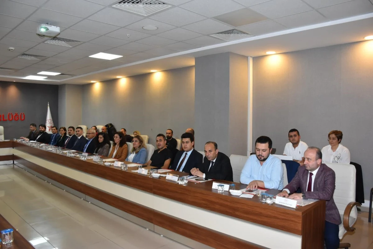 Aydın'da Acil Sağlık Hizmetleri Koordinasyon Komisyonu toplantısı gerçekleştirildi