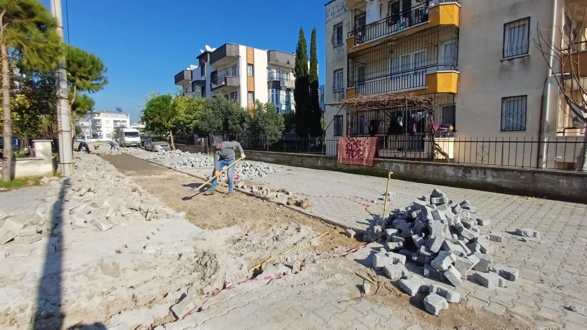 Germencik’te yol yapım çalışmaları sürüyor