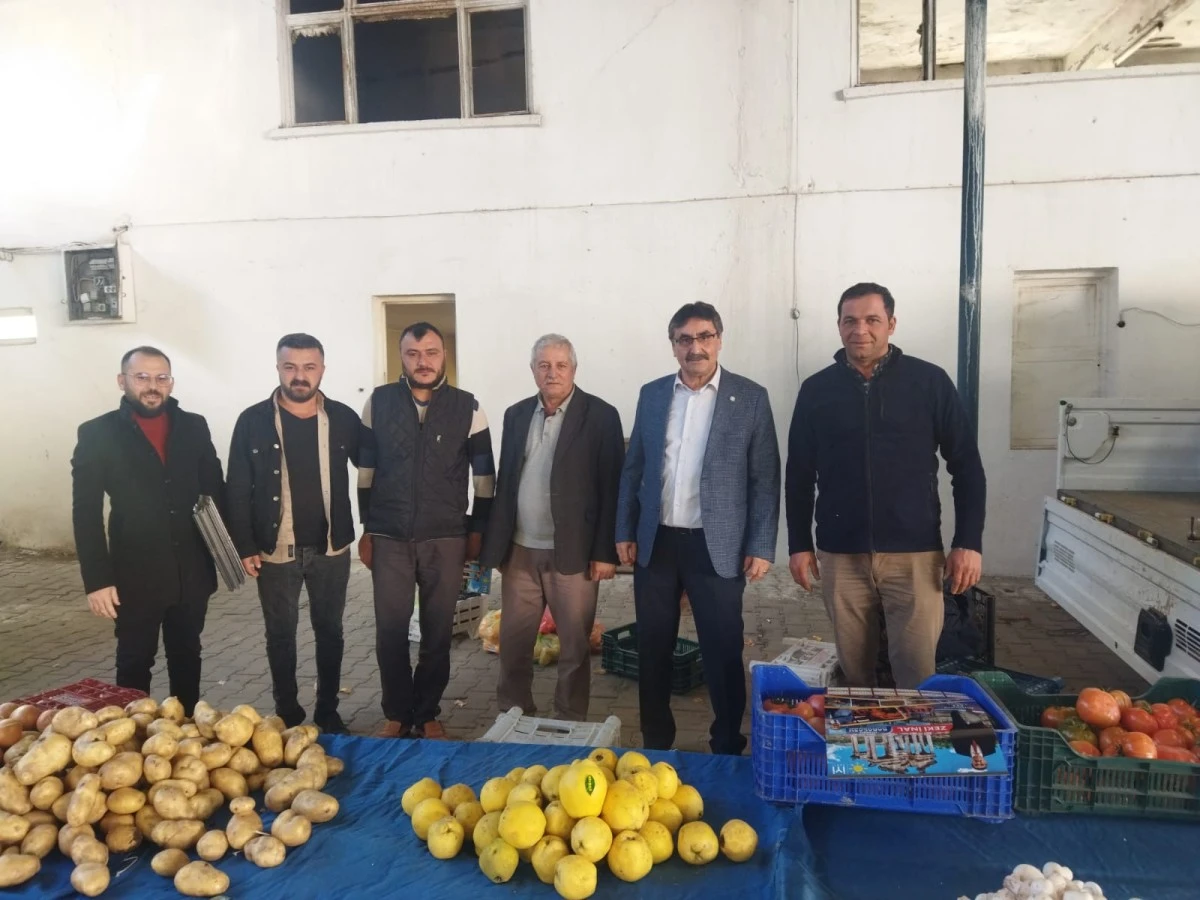 Karacasu İYİ Parti Belediye Başkan Adayı İnal'a esnaftan yoğun ilgi