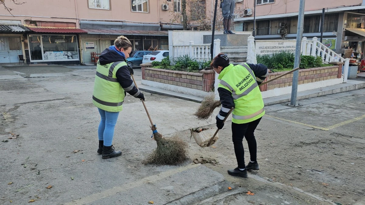 Buharkent’in temizliği kadınlara emanet