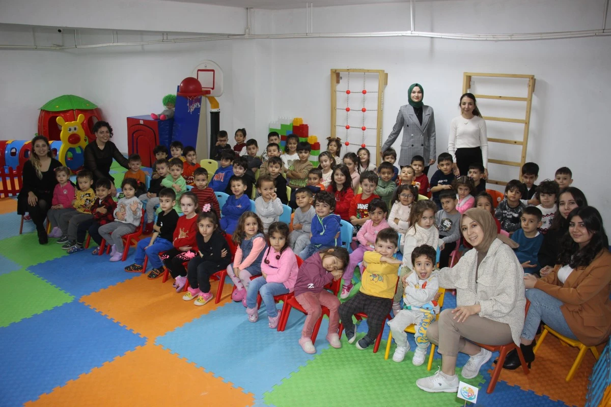 Aydınlı minikler gazeteciliği öğrendi