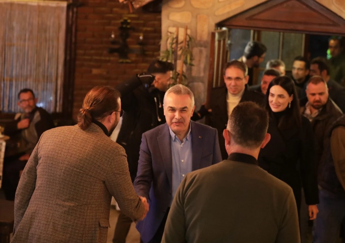 Mustafa Savaş, “Kavgam da, Sevdam da Aydın”