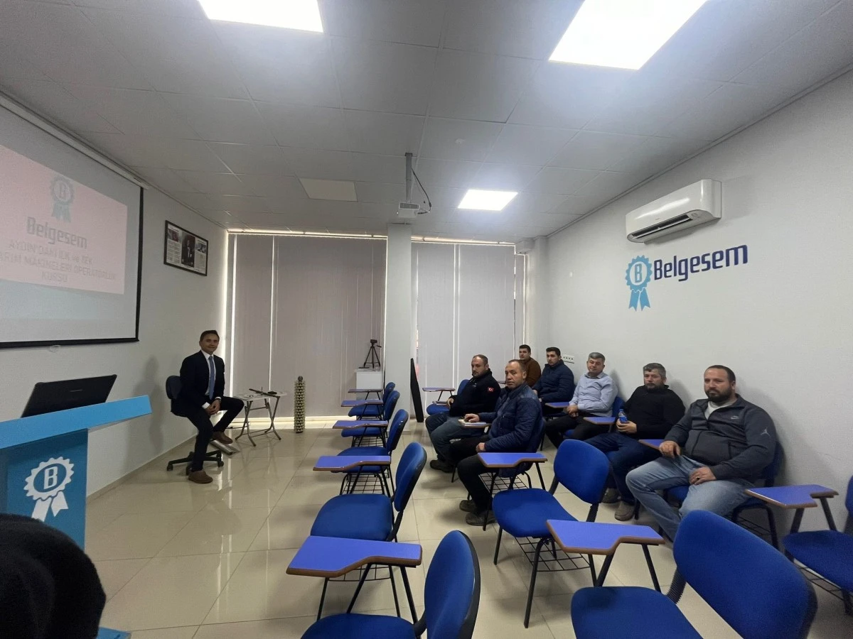 Pamuk Hasat Makinesi Eğitimi'ni tamamlayanlar sınavdan geçti