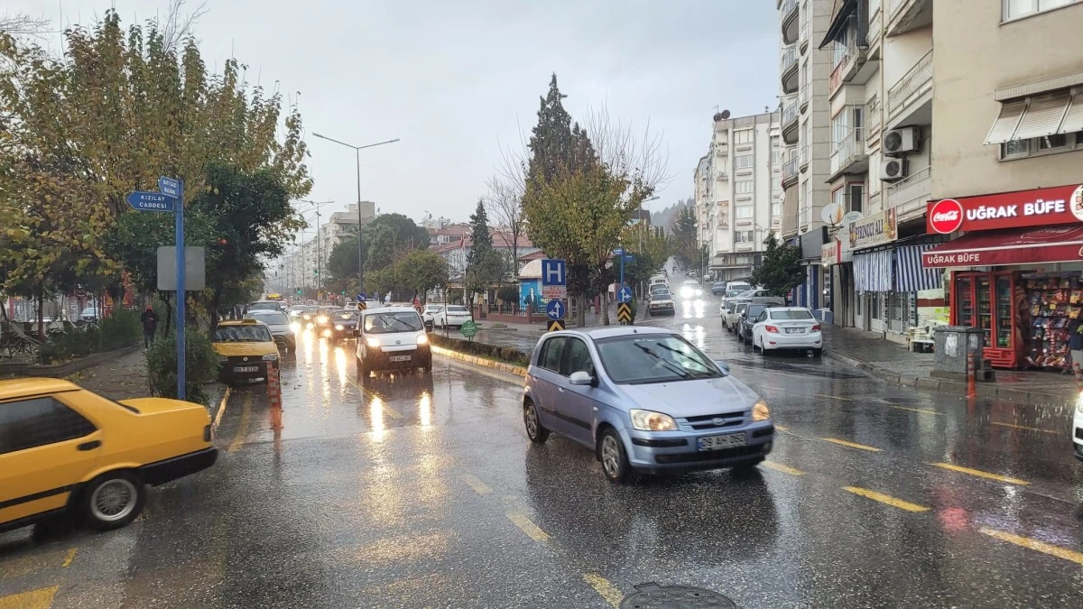 Aydın’da yağışlı hava etkili oluyor