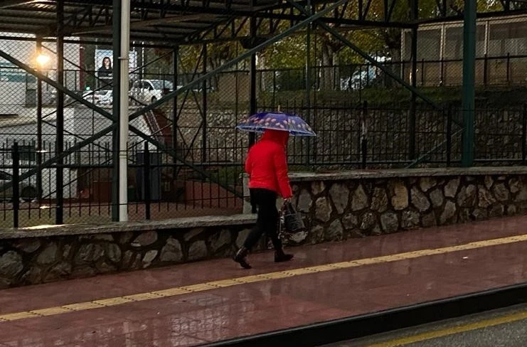 Aydın’da yağışlı hava etkili oluyor