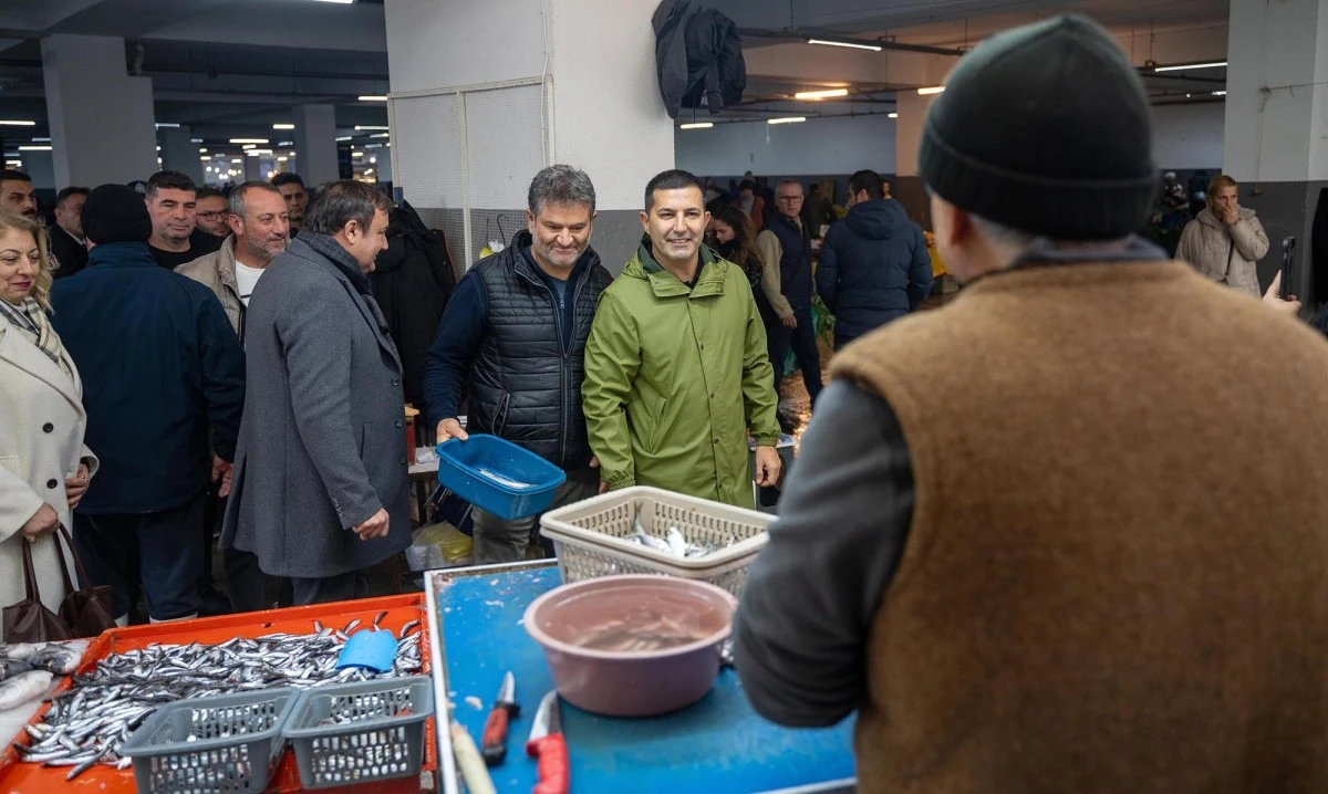 Başkan Günel kapalı pazar yerinde esnaf ve vatandaşlarla buluştu