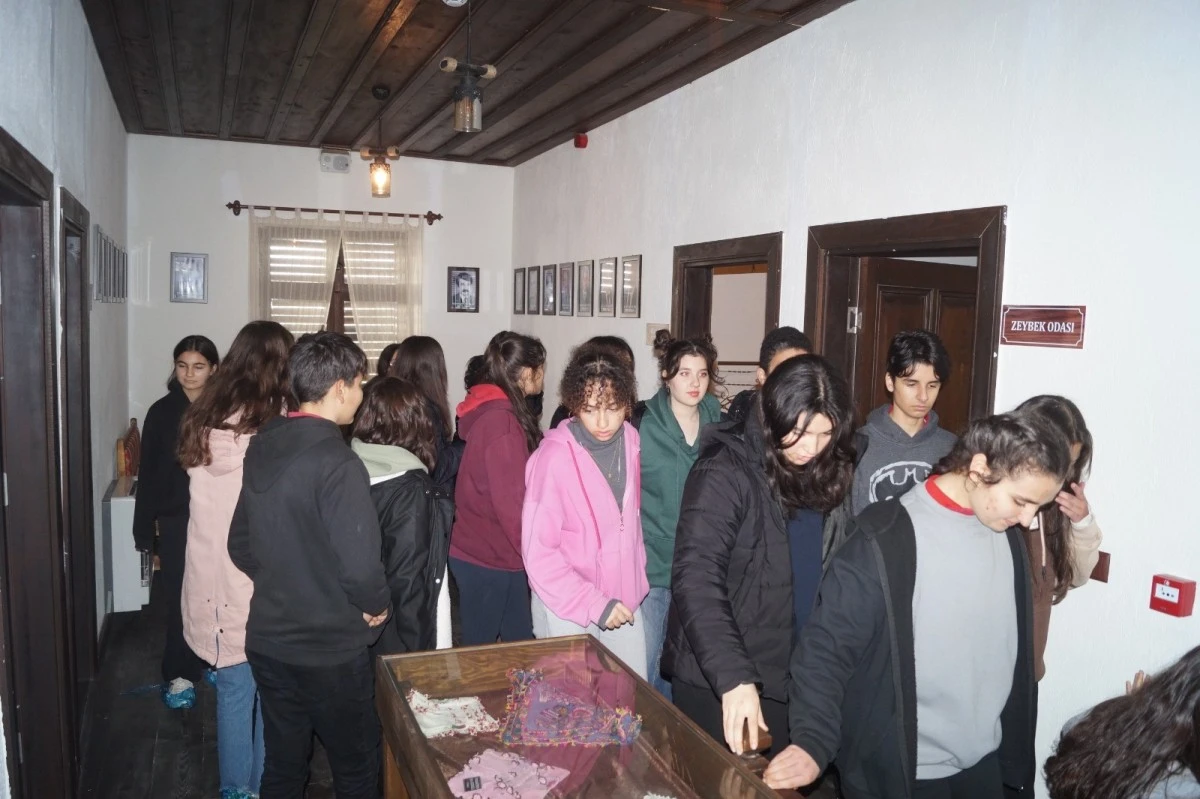 Kuyucak Belediyesi Kültür Evi Kent Müzesi yüzlerce öğrenciyi ağırlıyor