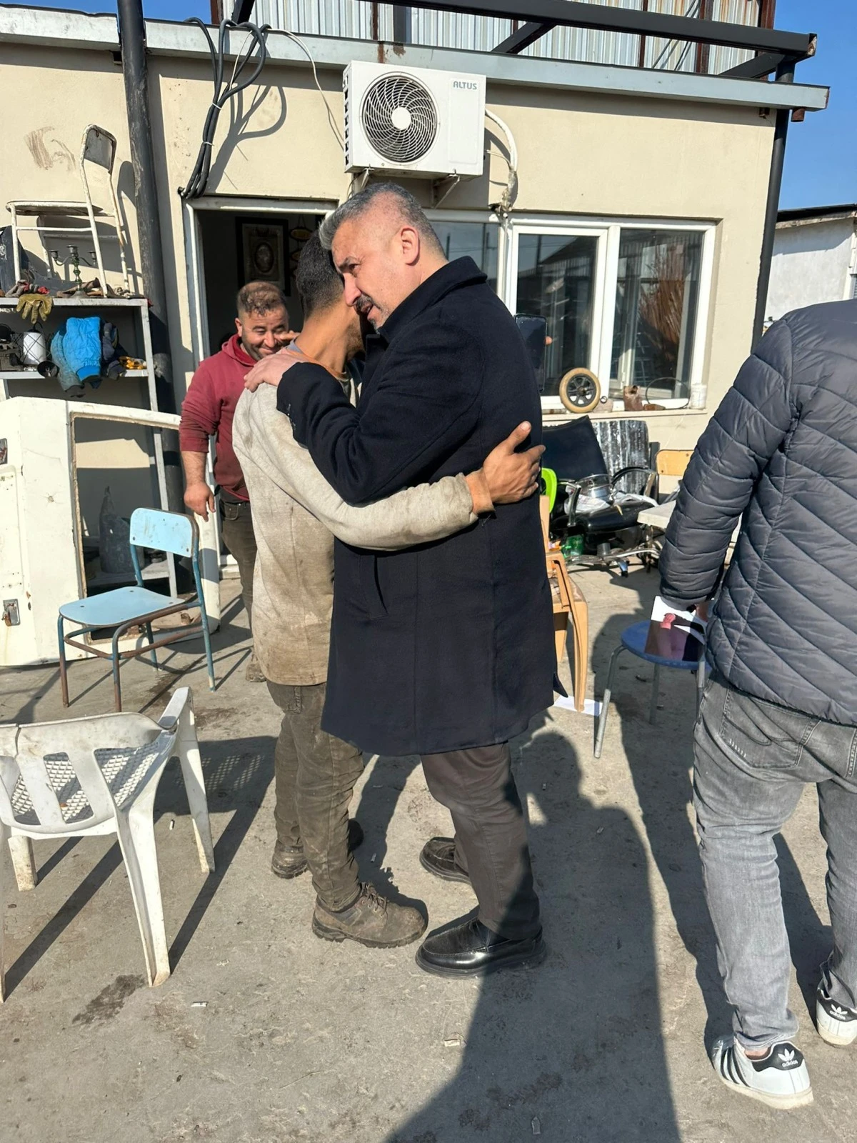 Osman Gökmen, sanayi esnafının dertlerini dinledi