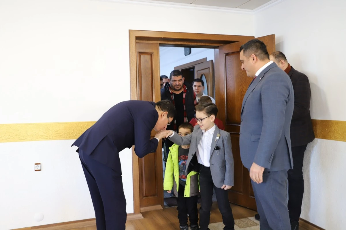 Başkan Özcan, Nazilli Ülkü Ocakları’nı ağırladı