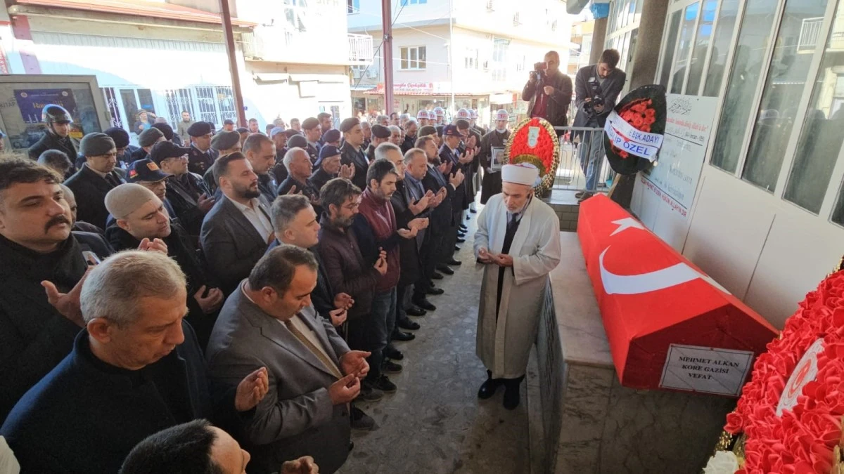 Kore Gazisi son yolculuğuna uğurlandı