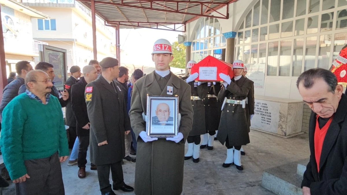Kore Gazisi son yolculuğuna uğurlandı