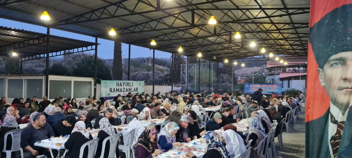 Aydın halkı, Büyükşehir'in iftar programlarında buluşuyor