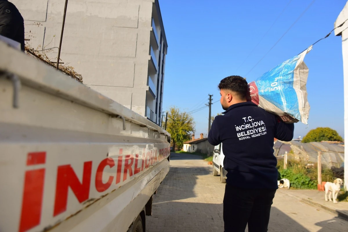 İncirliova’da yakacak destekleri bin aileye ulaştı
