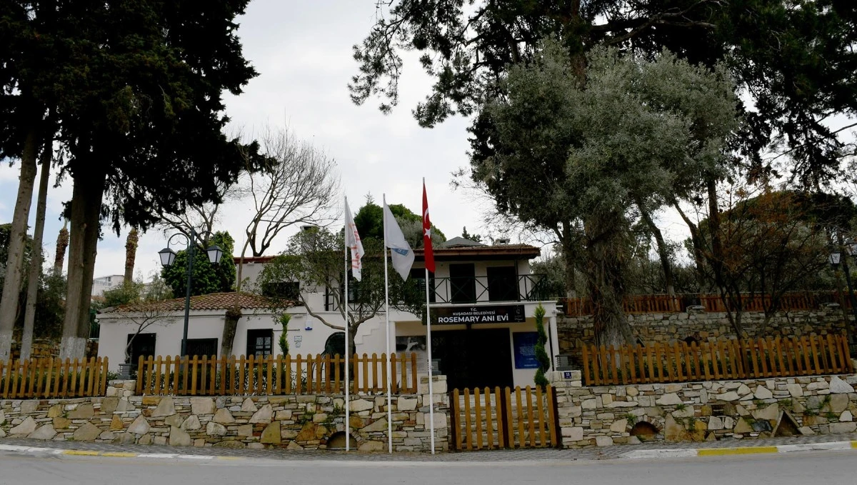 KUŞADASI’NIN KÜLTÜREL ROTALARI BAŞKAN ÖMER GÜNEL İLE YENİDEN ÇİZİLDİ