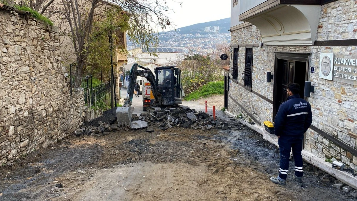 KUŞADASI’NIN KÜLTÜREL ROTALARI BAŞKAN ÖMER GÜNEL İLE YENİDEN ÇİZİLDİ