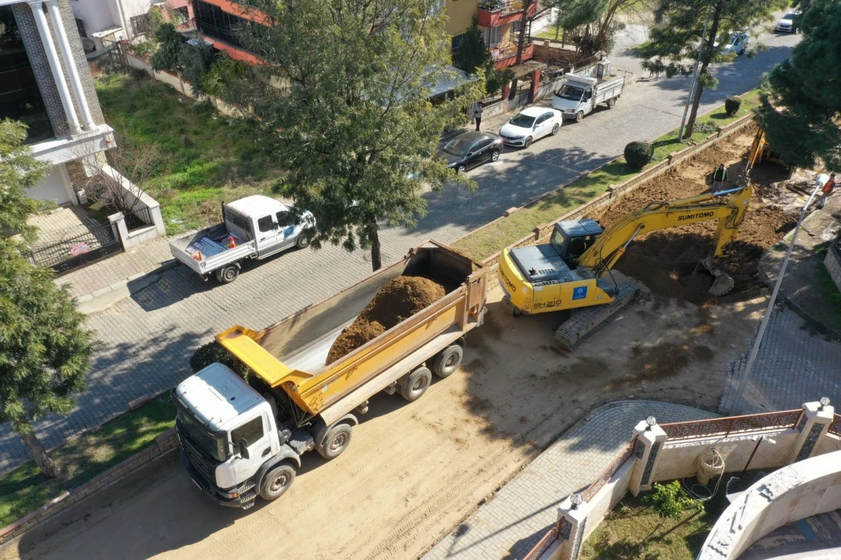 AYDIN BÜYÜKŞEHİR BELEDİYESİ NAZİLLİ’NİN BULVARLARINI YENİLİYOR