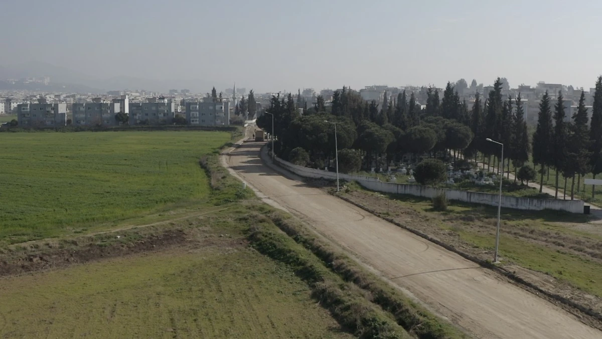 AYDIN BÜYÜKŞEHİR BELEDİYESİ KENTİN DÖRT BİR YANINDA YOL YAPIM ÇALIŞMALARINA DEVAM EDİYOR