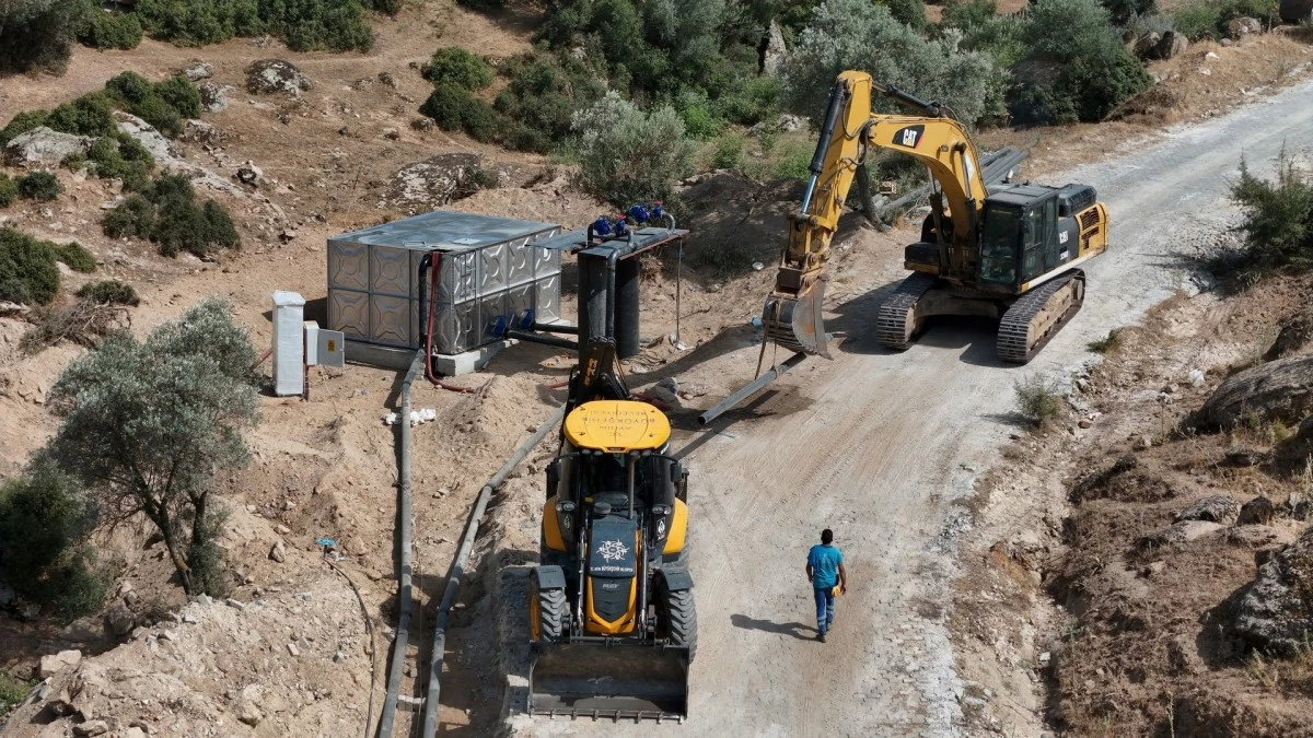 ASKİ’DEN AKÇAOVA’DA HUMMALI ÇALIŞMA