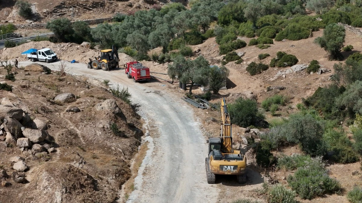 ASKİ’DEN AKÇAOVA’DA HUMMALI ÇALIŞMA