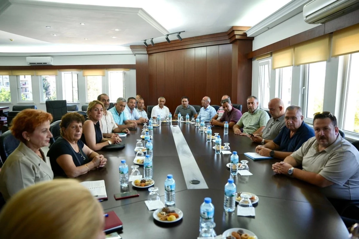 BAŞKAN GENÇAY, MUHTARLARLA BİR ARAYA GELDİ