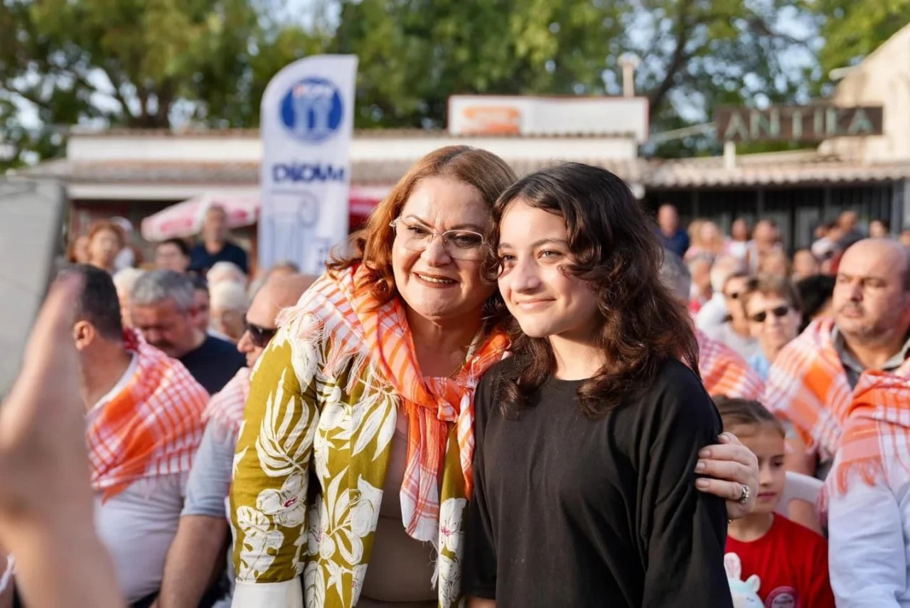 DİDİM ZEYTİN FESTİVALİ RENKLİ GÖRÜNTÜLERE SAHNE OLDU