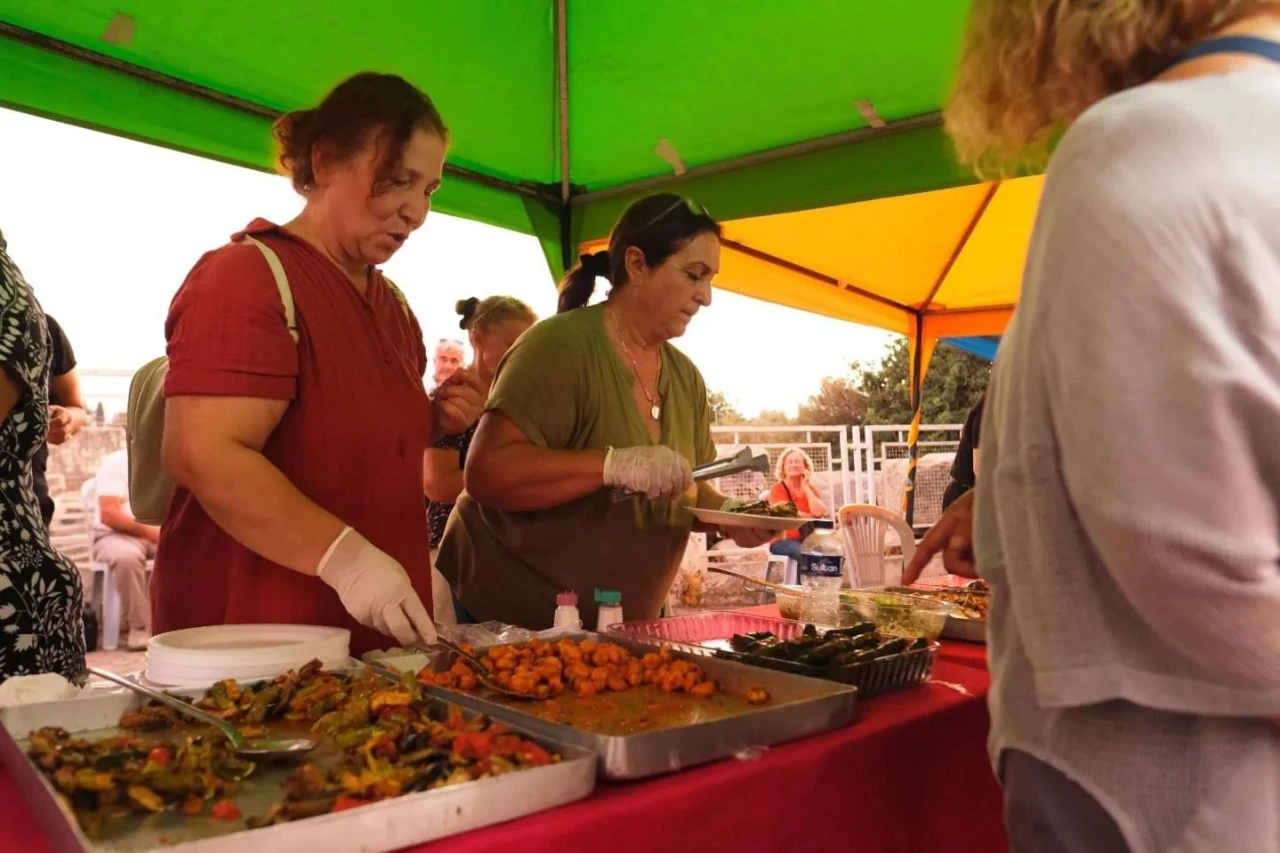 DİDİM ZEYTİN FESTİVALİ RENKLİ GÖRÜNTÜLERE SAHNE OLDU