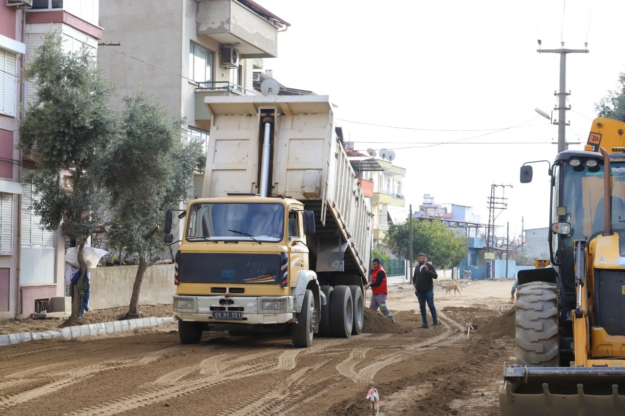 30 yıldır yapılmayanı Başkan Tetik yaptı ŞİRİNEVLER'İN HİZMET ÖZLEMİ SONA ERİYOR