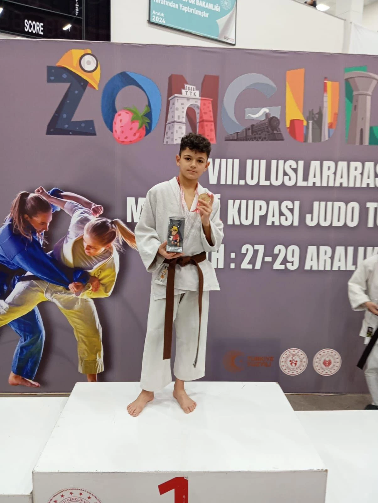 BAŞKAN ÇERÇİOĞLU’NUN SPORA VE SPORCULARA VERDİĞİ DESTEK İLE KAZANAN AYDIN OLUYOR