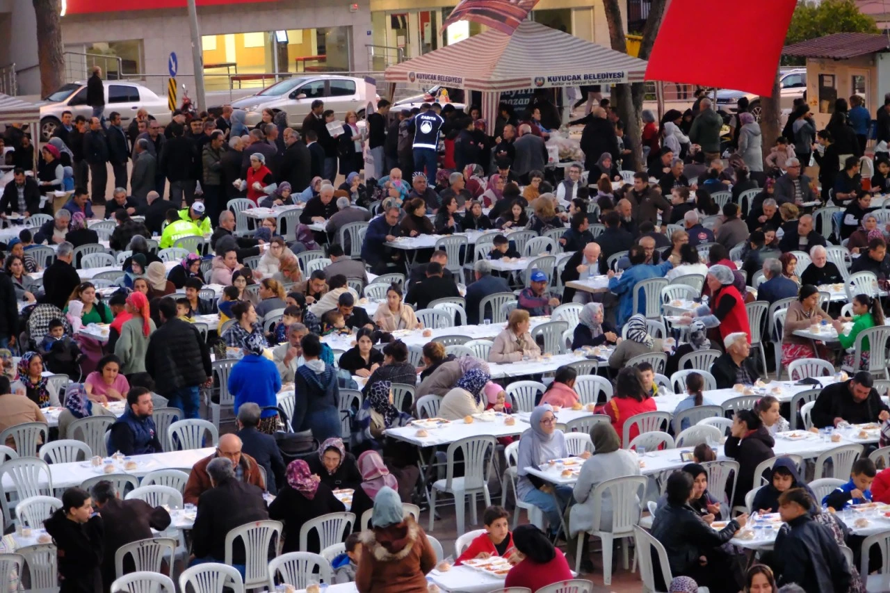 KUYUCAK BELEDİYESİ’NDEN 18 MART İÇİN İFTAR SOFRASI