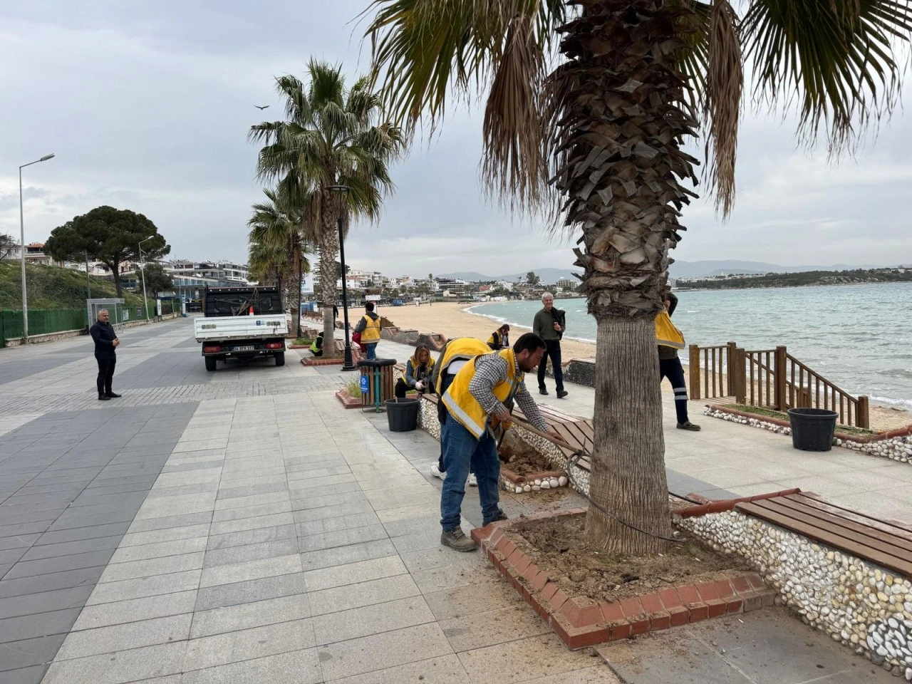 BÜYÜKŞEHİR BELEDİYESİ'NDEN DİDİM'DE HUMMALI ÇALIŞMA