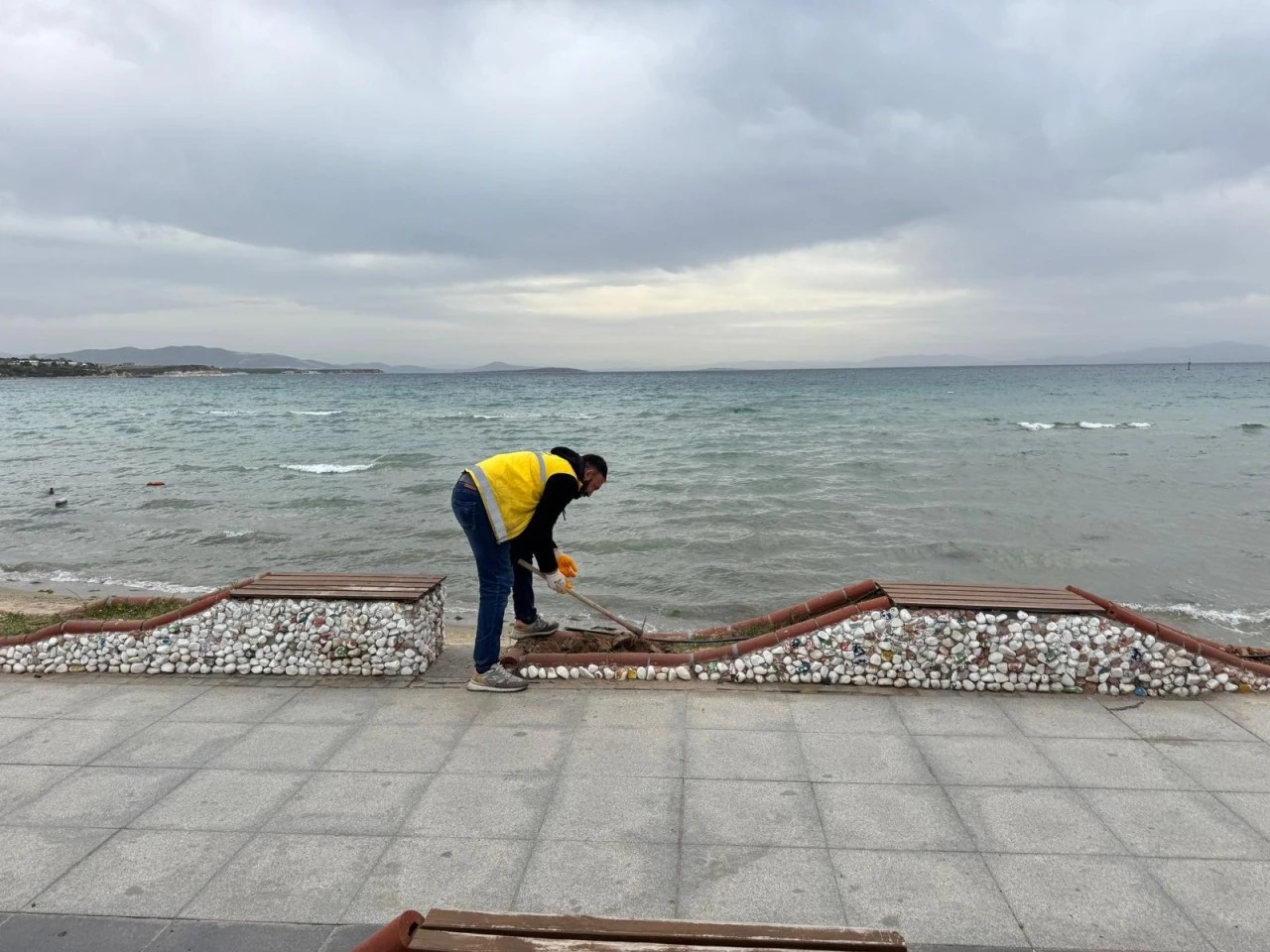 BÜYÜKŞEHİR BELEDİYESİ'NDEN DİDİM'DE HUMMALI ÇALIŞMA