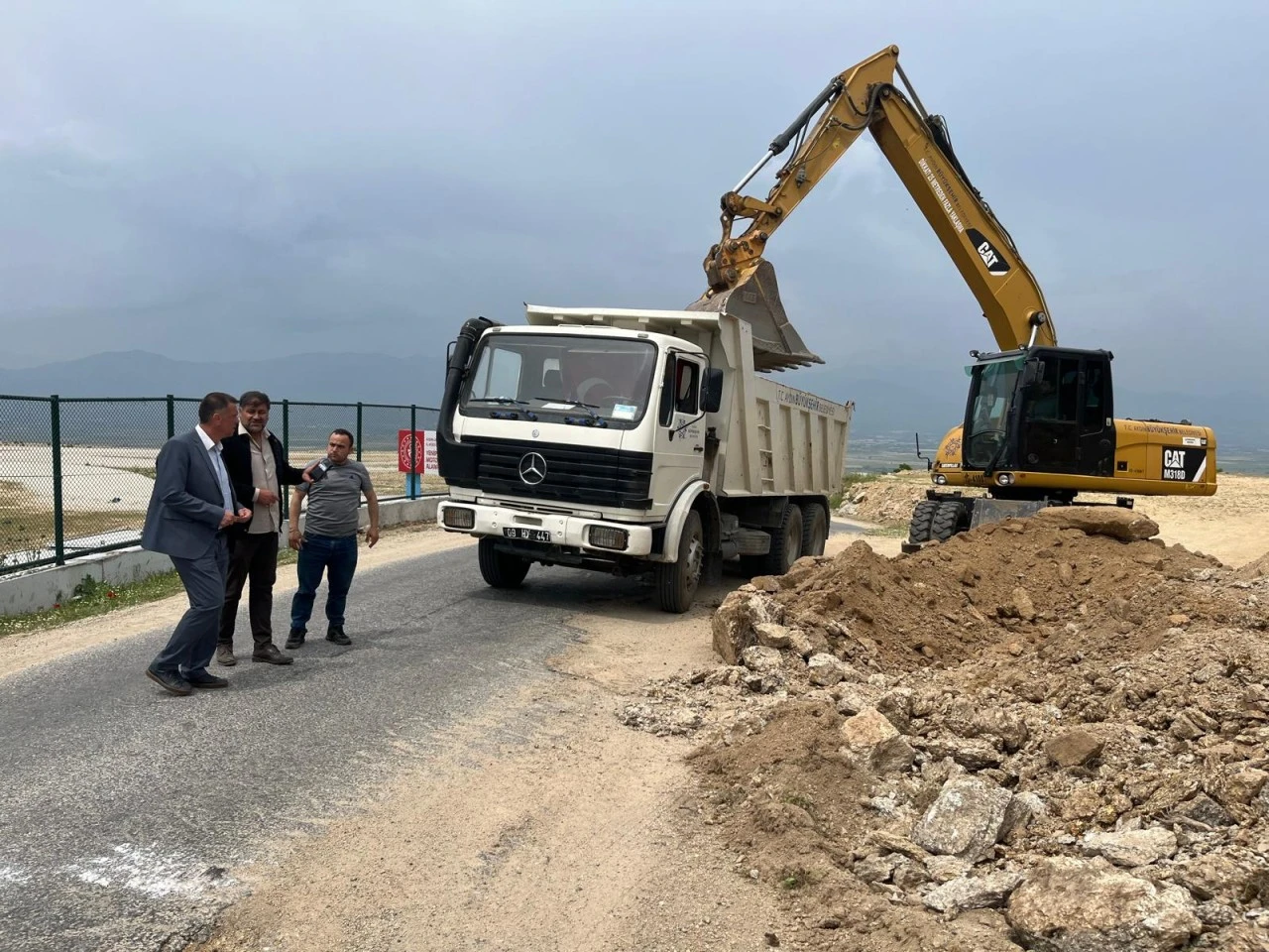 BÜYÜKŞEHİR YENİPAZAR’DA ÇALIŞIYOR