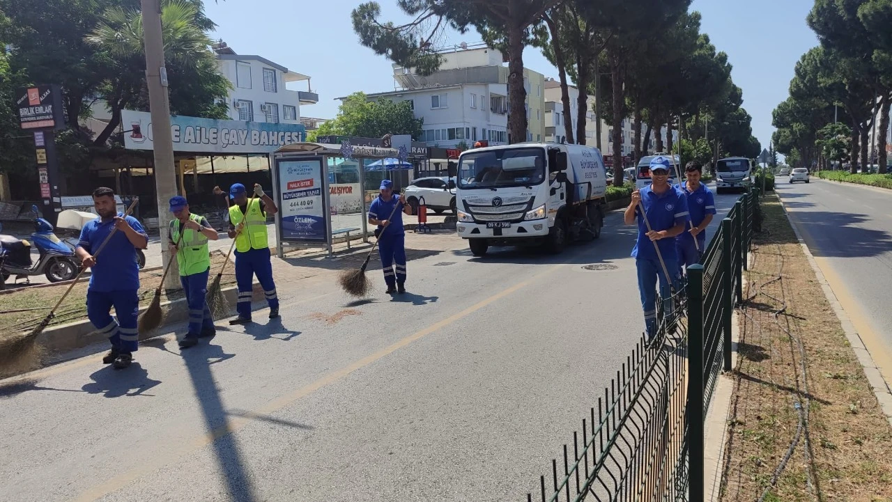 BAŞKAN ÇERÇİOĞLU'NUN ÇALIŞMALARI İLE KUŞADASI VE DİDİM PIRIL PIRIL OLUYOR