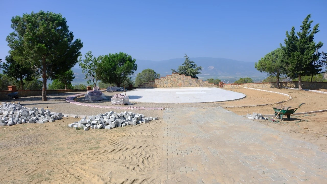 KUYUCAK’TA 2 MESİRE ALANINDA ÇALIŞMALAR DEVAM EDİYOR
