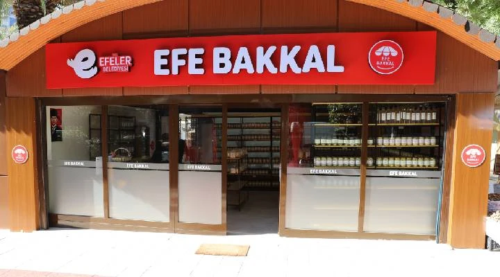 BAŞKAN YETİŞKİN, SOSYAL BELEDİYECİLİK ANLAYIŞINI BİR ADIM ÖTEYE TAŞIYOR EFEM KART VE EFE MOBİL HİZMETE GİRİYOR