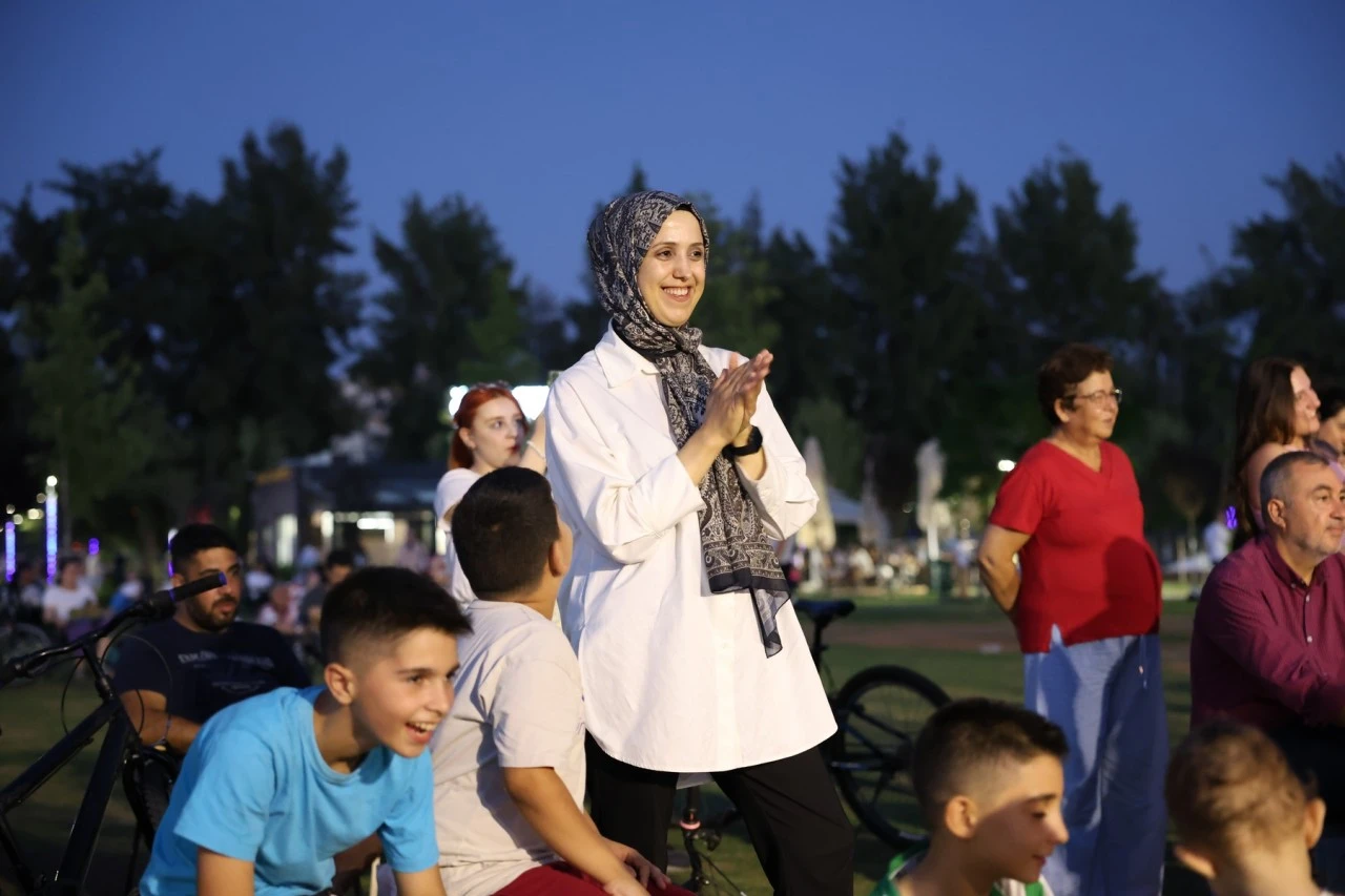 SANATIN KALBİ MİMAR SİNAN PARKI’NDA ATTI.  VATANDAŞLARDAN BAŞKAN ÇERÇİOĞLU’NA TEŞEKKÜR