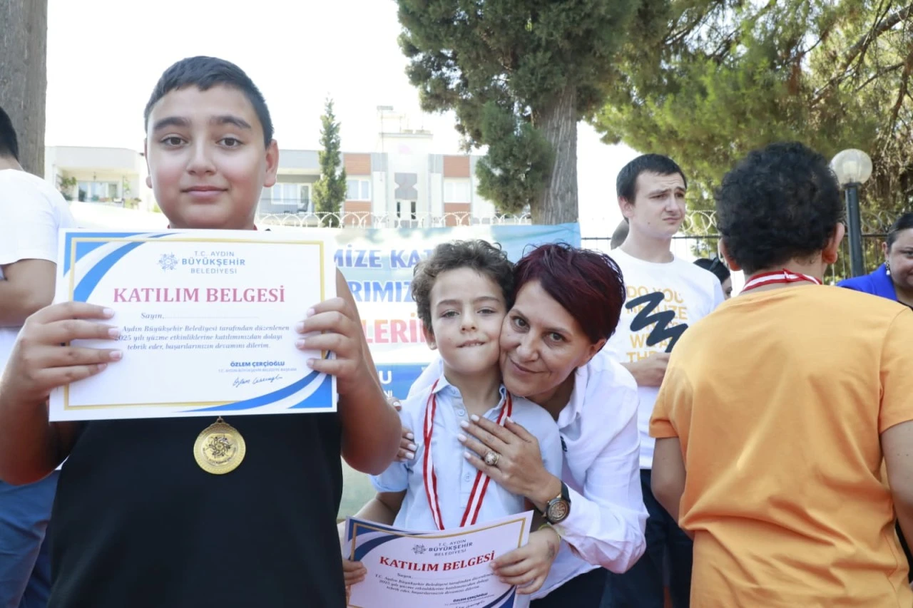 BAŞKAN ÇERÇİOĞLU’NDAN OTİZMLİ ÇOCUKLARA ANLAMLI DESTEK