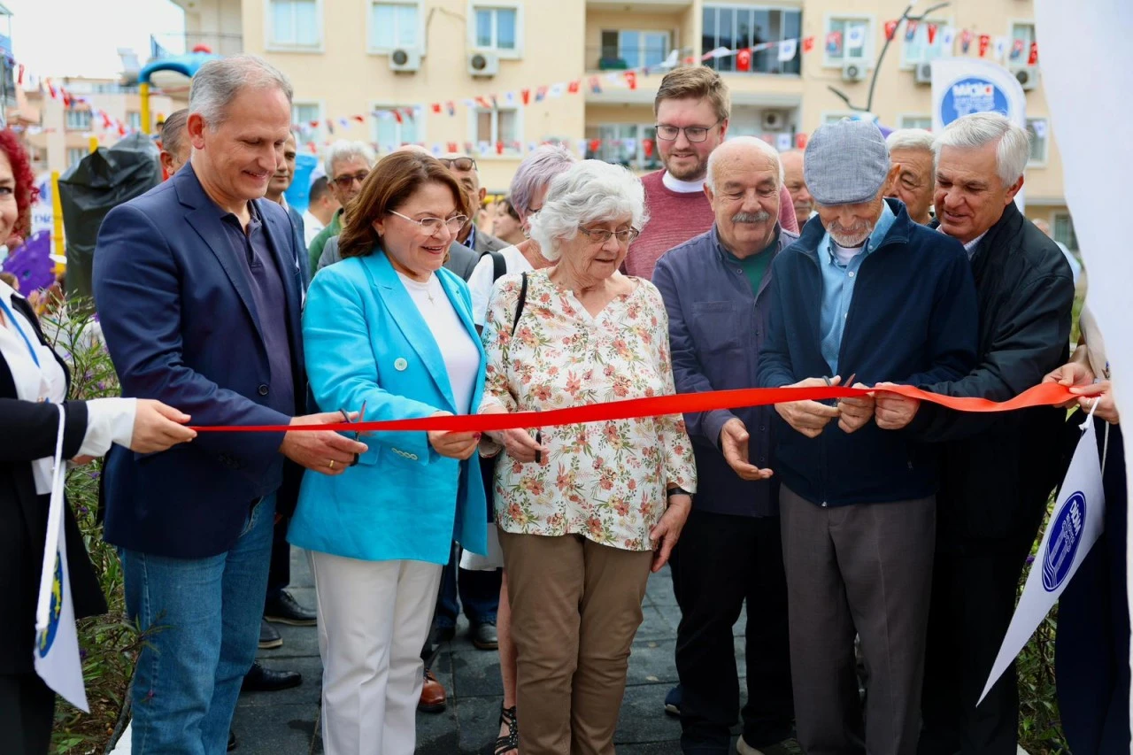 MEHMET SOYSALAN PARKI TÖRENLE AÇILDI