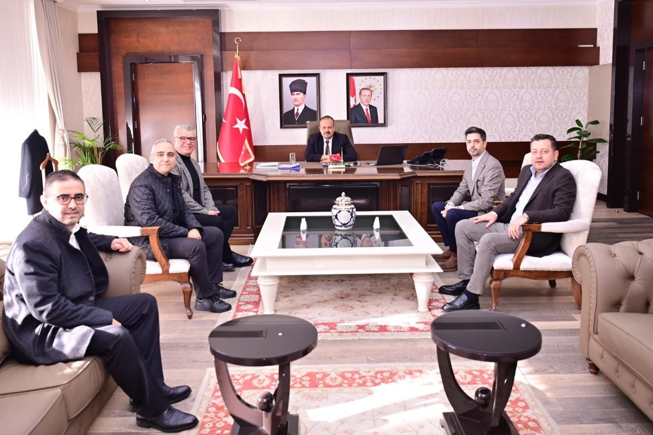Bozdoğan Belediyesi’nden Vatandaşa Lokma İkramı