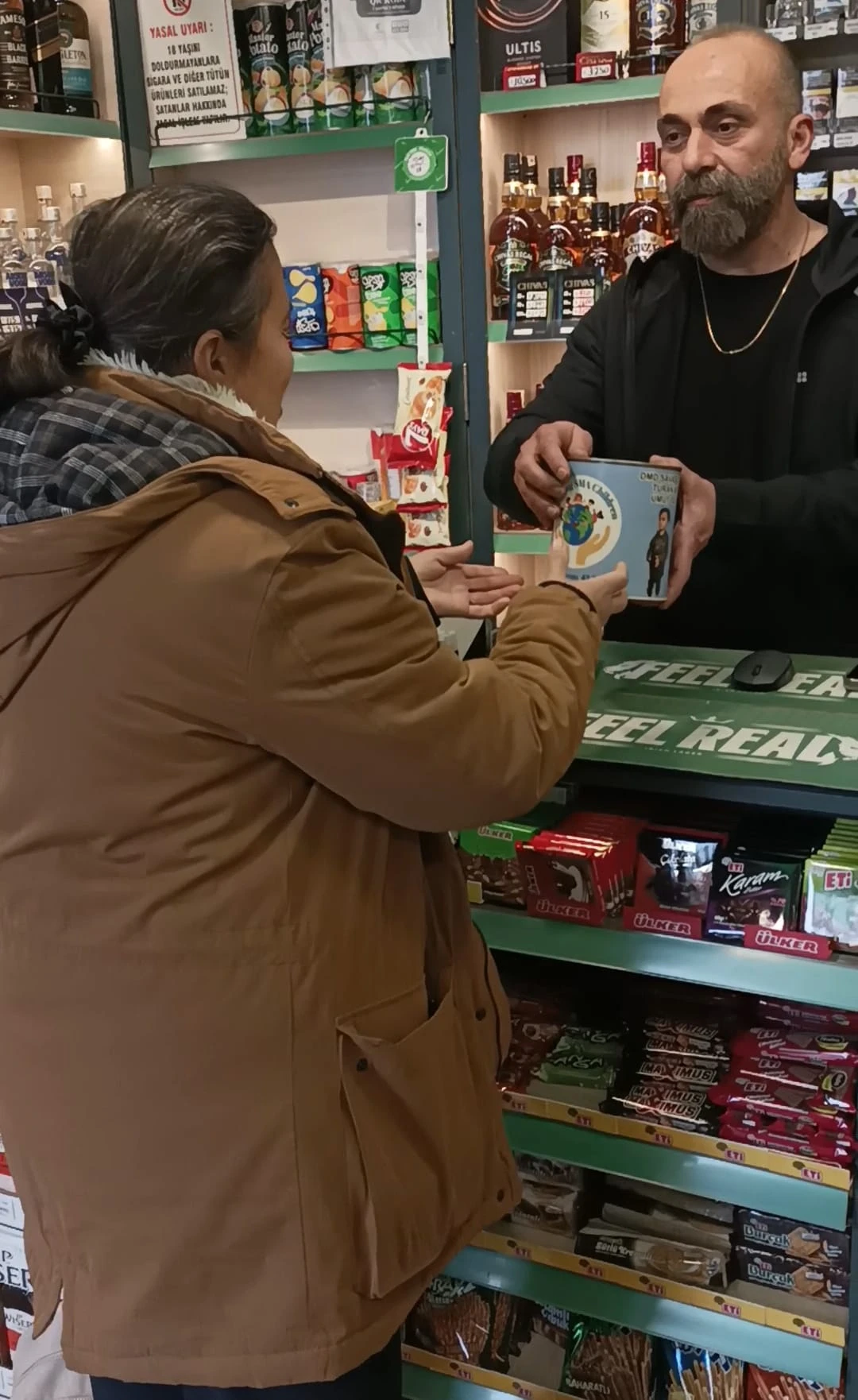 Aydın'da hava astsubayının oğlu yaşam mücadelesi veriyor: Fedakar babaanneden torunu için yardım çağrısı