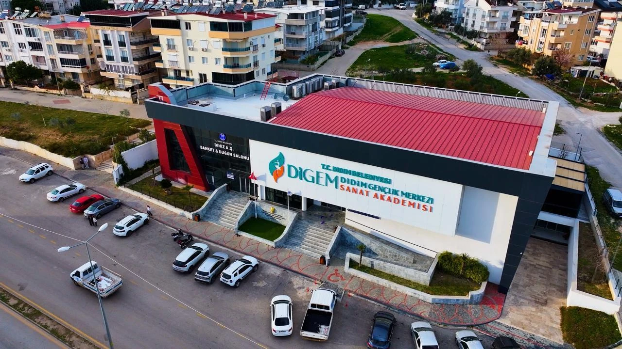 DİDİM BELEDİYESİ KÜLTÜREL VE SANATSAL ÇALIŞMALARIYLA ÖNE ÇIKMAYA DEVAM EDİYOR