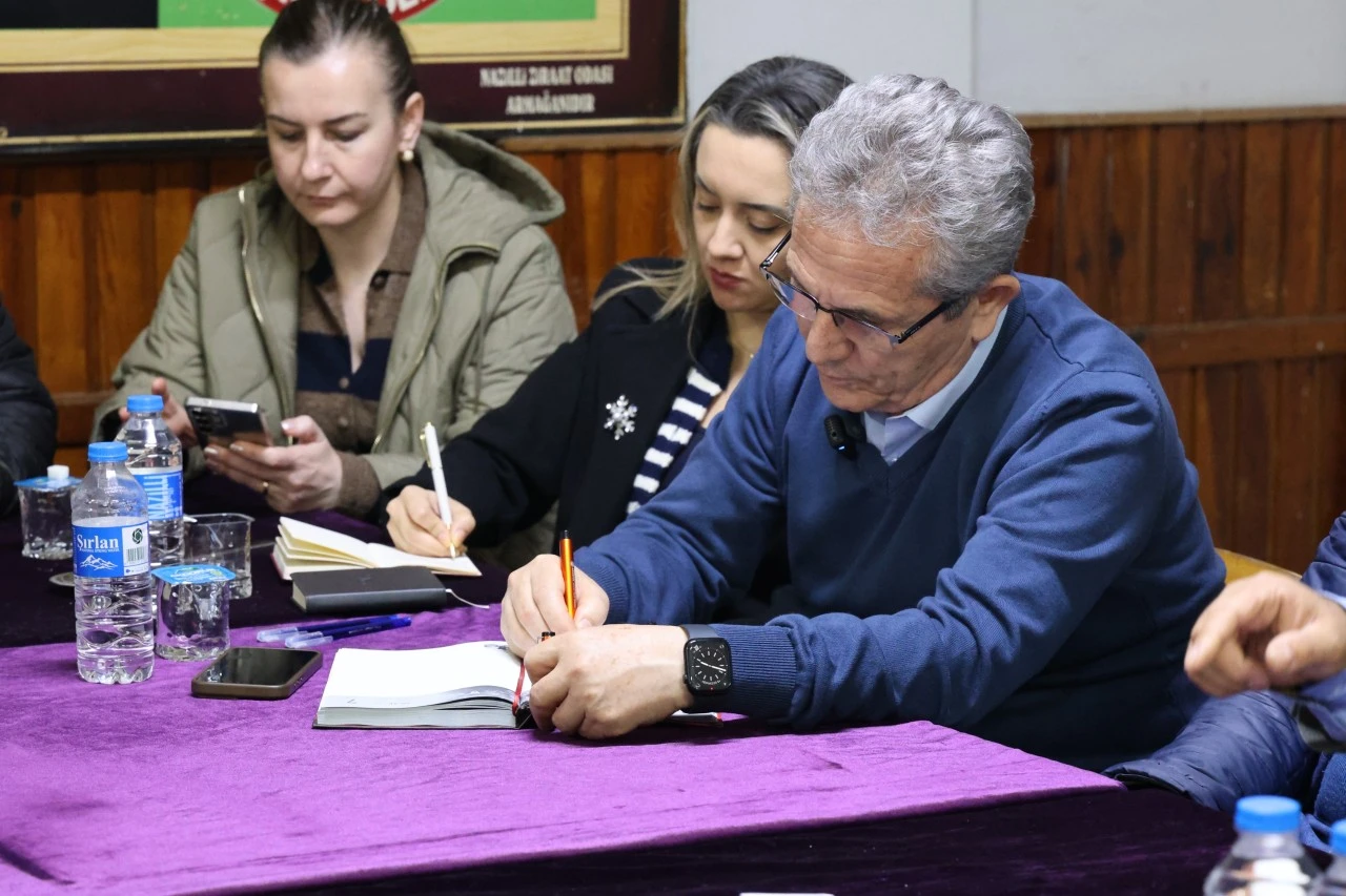 Başkan Tetik Dumlupınar ve Sümer’de vatandaşları dinledi