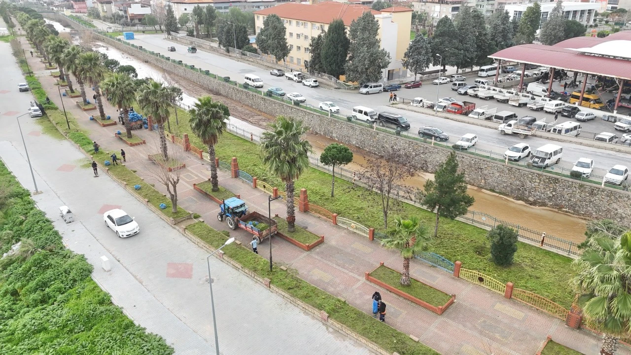 Nazilli Belediyesi yürüyüş yollarını bakıma aldı