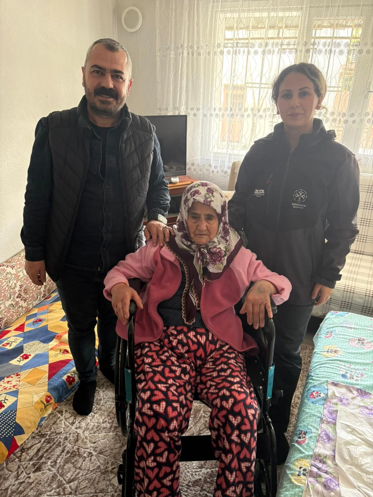 BAŞKAN ZENCİRCİ SOSYAL BELEDİYECİLİK ÇALIŞMALARIYLA BÜYÜK TAKDİR TOPLUYOR
