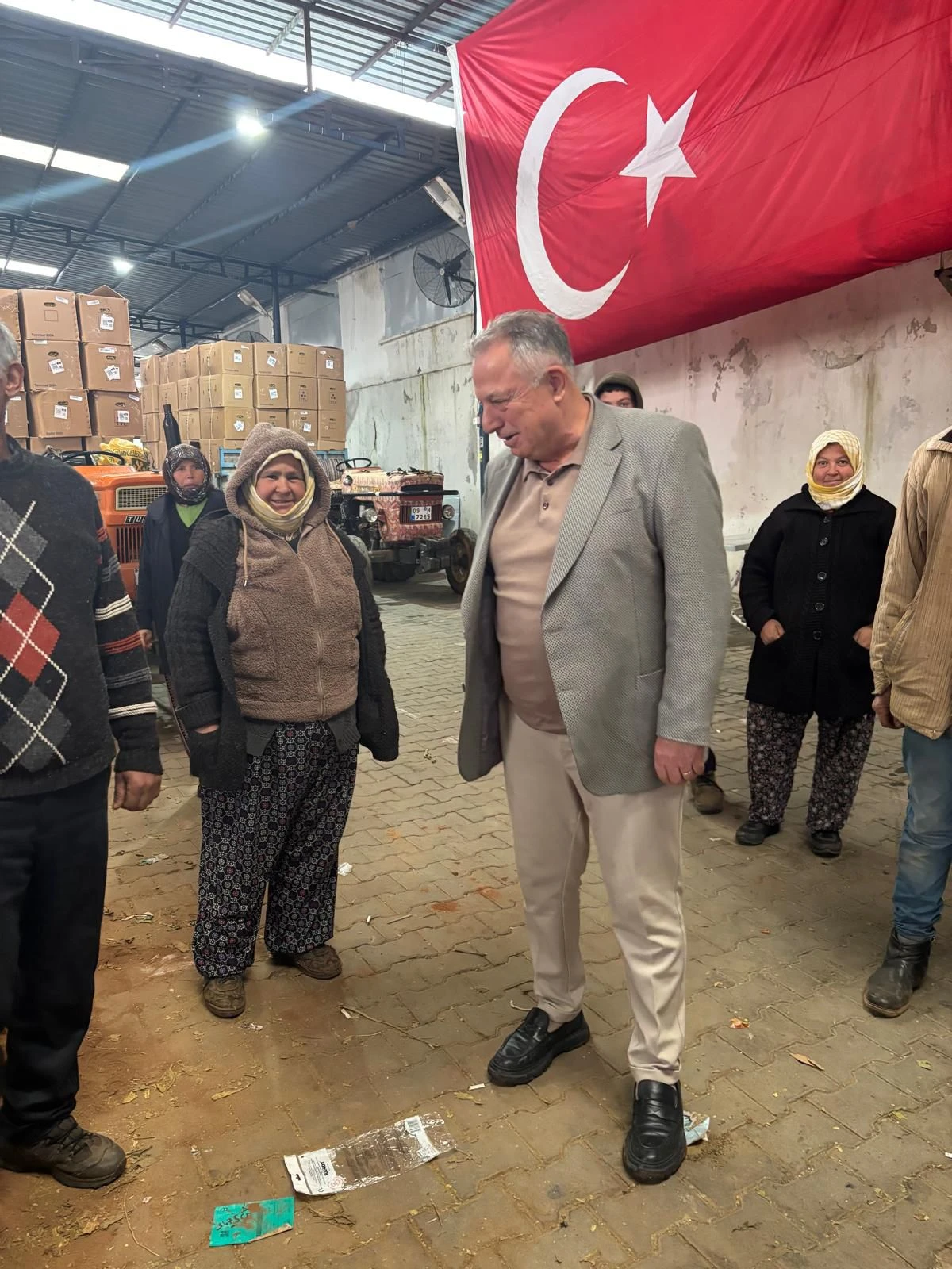 MUSTAFA BÜYÜKYAPICI, TÜTÜN ÜRETİCİSİNİN SORUNLARI YERİNDE DİNLEDİ