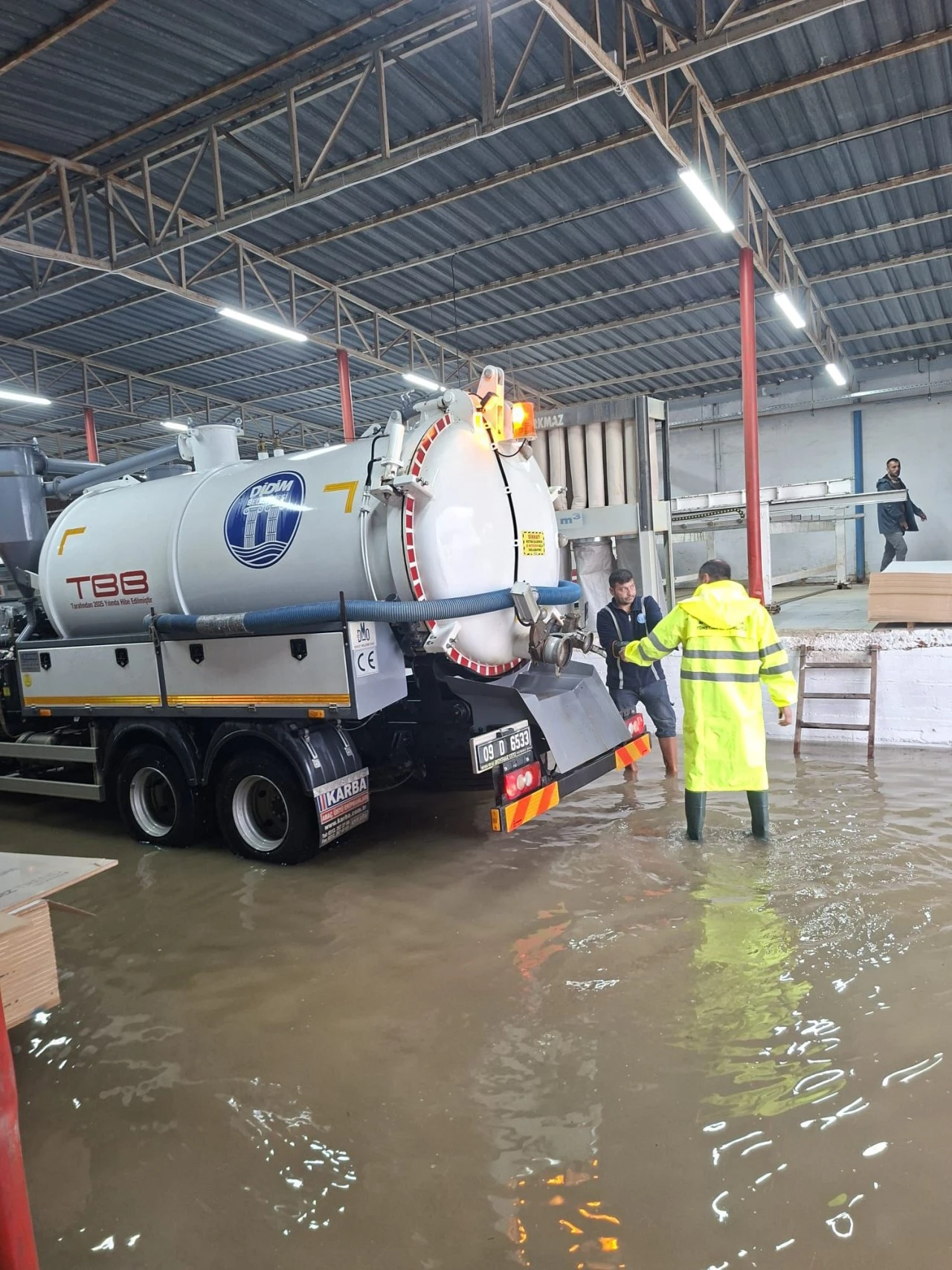 Didim Belediyesi Tüm Ekipleriyle Sahada