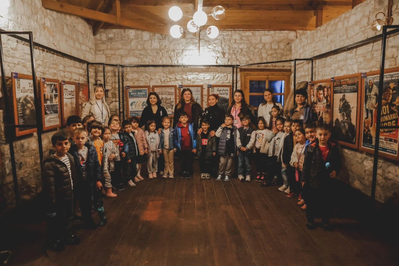 BAŞKAN HATİCE GENÇAY: “BİLGİYLE BÜYÜYEN NESİLLER, YARINLARIMIZIN YILDIZLARIDIR”